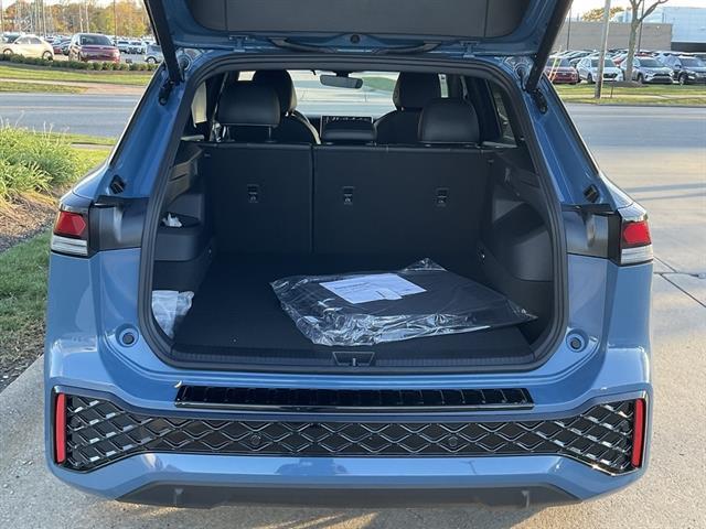 new 2026 Volkswagen Tiguan car, priced at $41,645