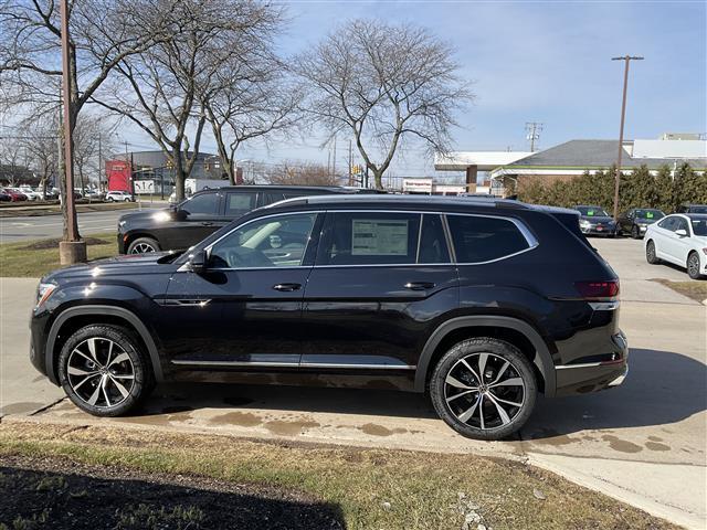 new 2025 Volkswagen Atlas car, priced at $54,193