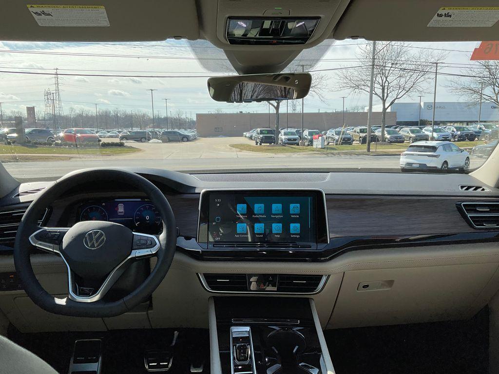 new 2025 Volkswagen Atlas car, priced at $54,193