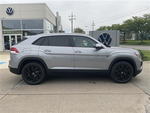 new 2025 Volkswagen Atlas Cross Sport car, priced at $41,975