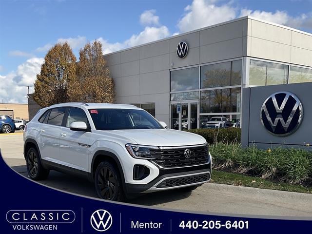 new 2026 Volkswagen Atlas Cross Sport car, priced at $45,295