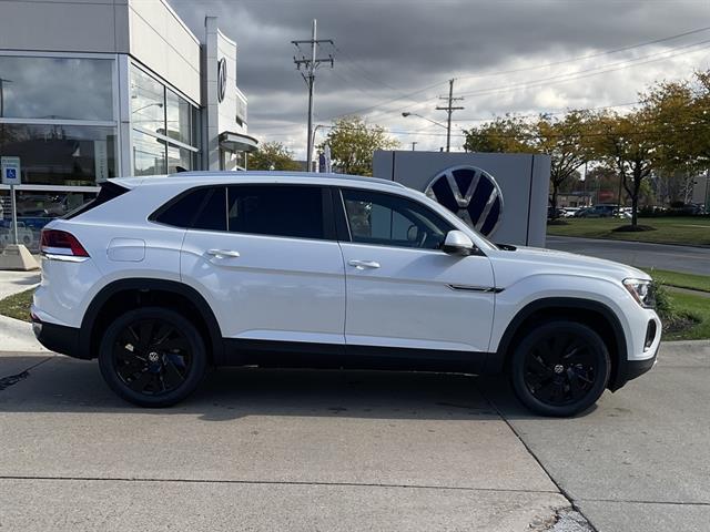new 2026 Volkswagen Atlas Cross Sport car, priced at $45,295