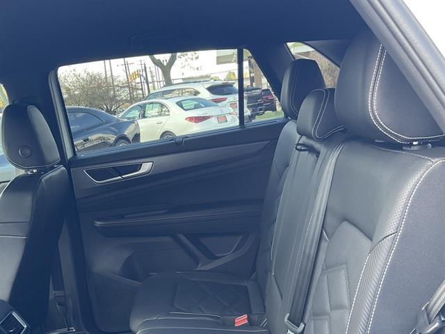 new 2026 Volkswagen Atlas Cross Sport car, priced at $45,295