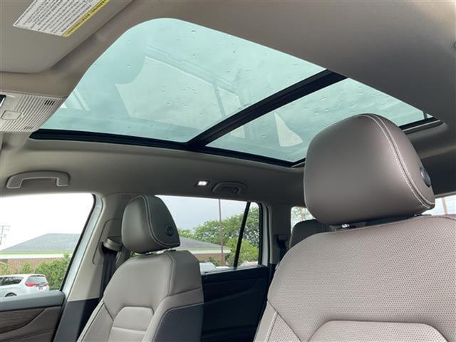 new 2025 Volkswagen Atlas car, priced at $46,291