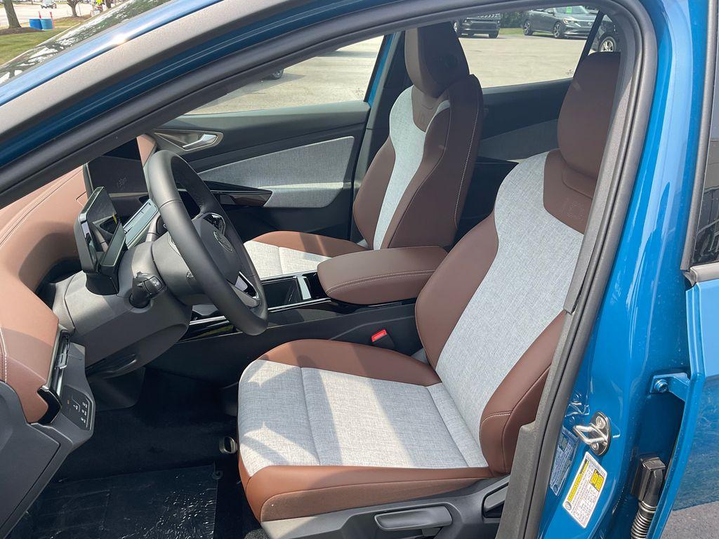 new 2025 Volkswagen ID.4 car, priced at $50,000
