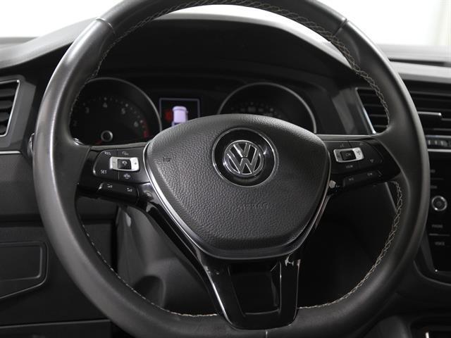 used 2021 Volkswagen Tiguan car, priced at $20,895