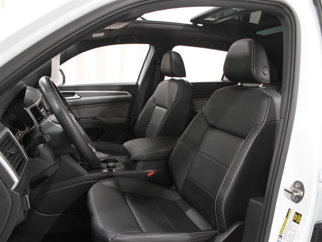 used 2021 Volkswagen Atlas Cross Sport car