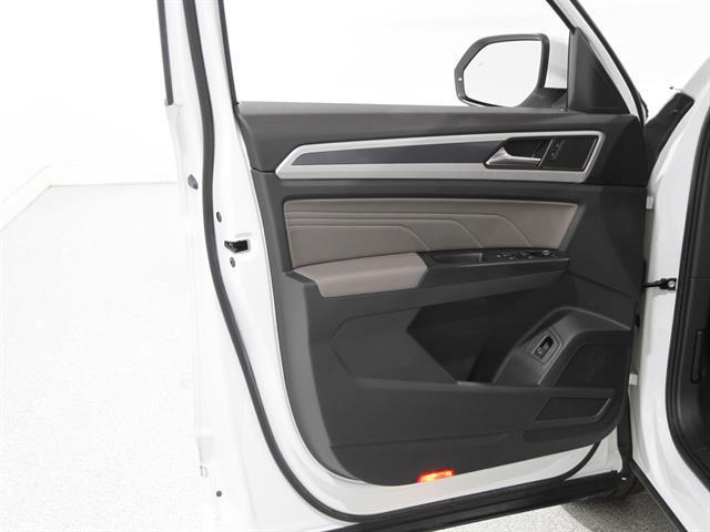 used 2021 Volkswagen Atlas Cross Sport car