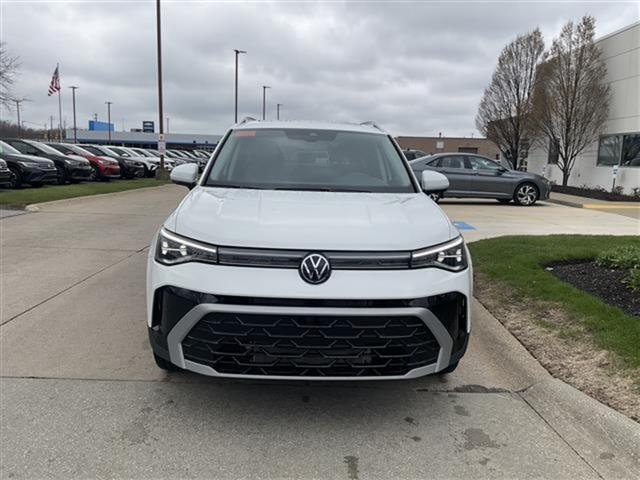 new 2025 Volkswagen Taos car, priced at $34,012
