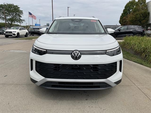 new 2025 Volkswagen Tiguan car, priced at $37,416