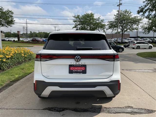 new 2025 Volkswagen Tiguan car, priced at $33,311