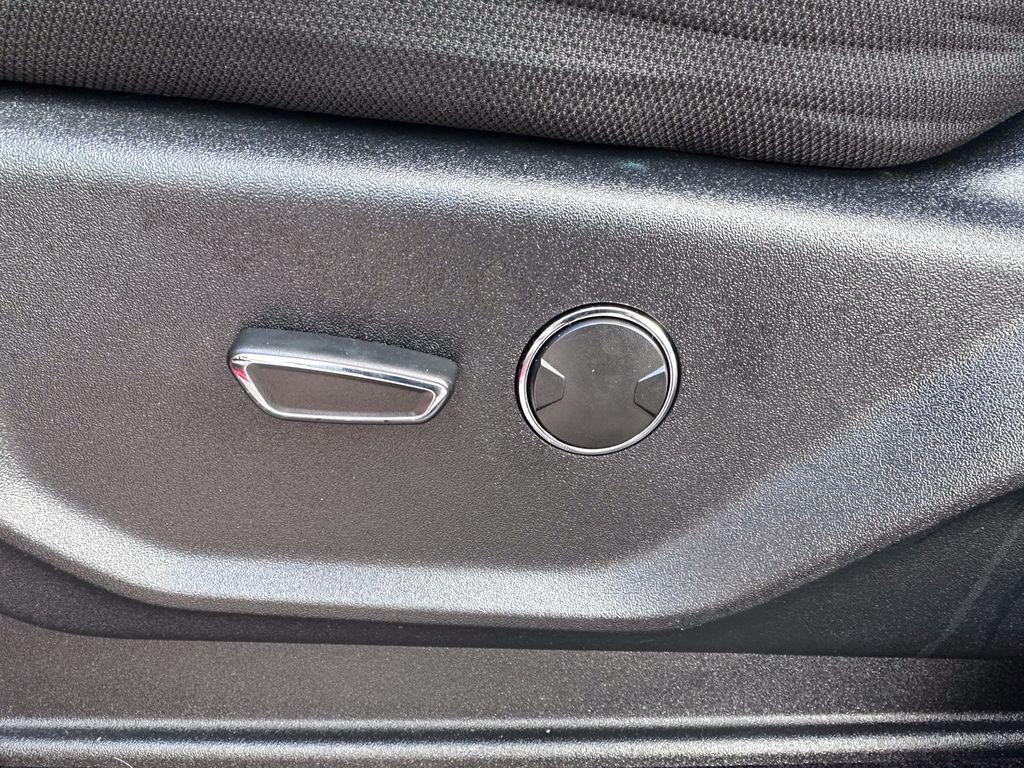 used 2017 Ford F-150 car, priced at $20,364