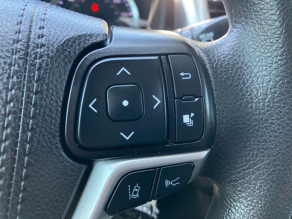 used 2019 Toyota Highlander car, priced at $24,841
