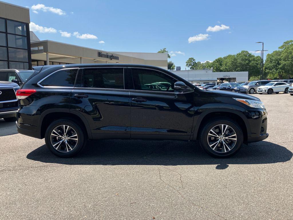 used 2019 Toyota Highlander car, priced at $24,841