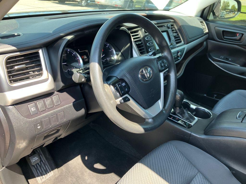used 2019 Toyota Highlander car, priced at $24,841