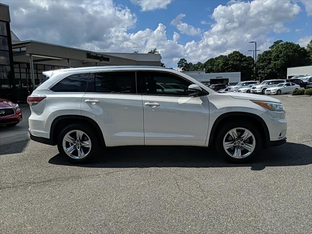 used 2016 Toyota Highlander car, priced at $22,245