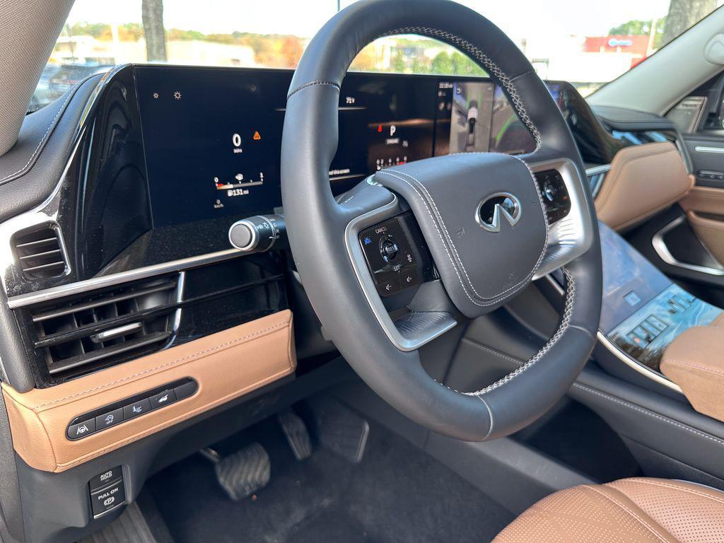 used 2025 INFINITI QX80 car, priced at $83,394
