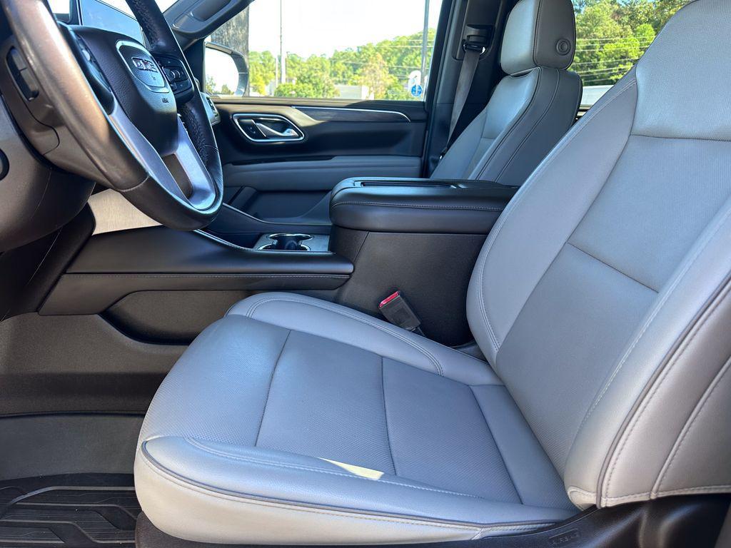 used 2022 GMC Yukon XL car, priced at $50,002