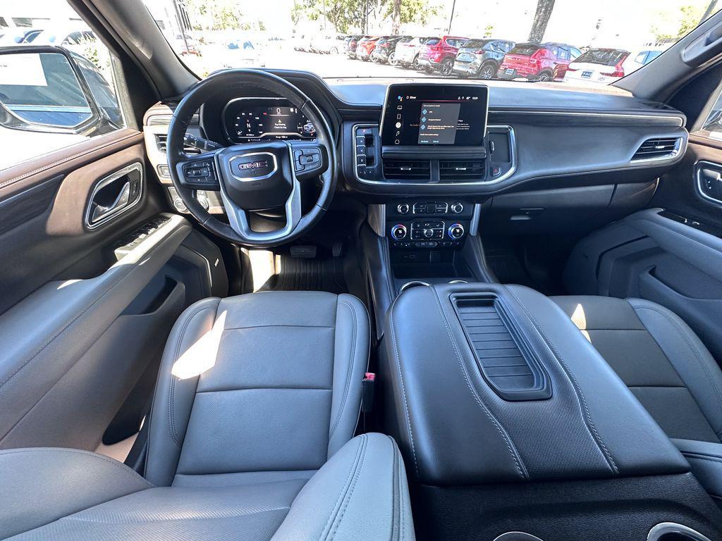 used 2022 GMC Yukon XL car, priced at $50,002