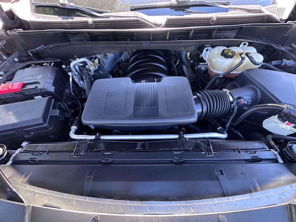 used 2022 GMC Yukon XL car, priced at $50,002