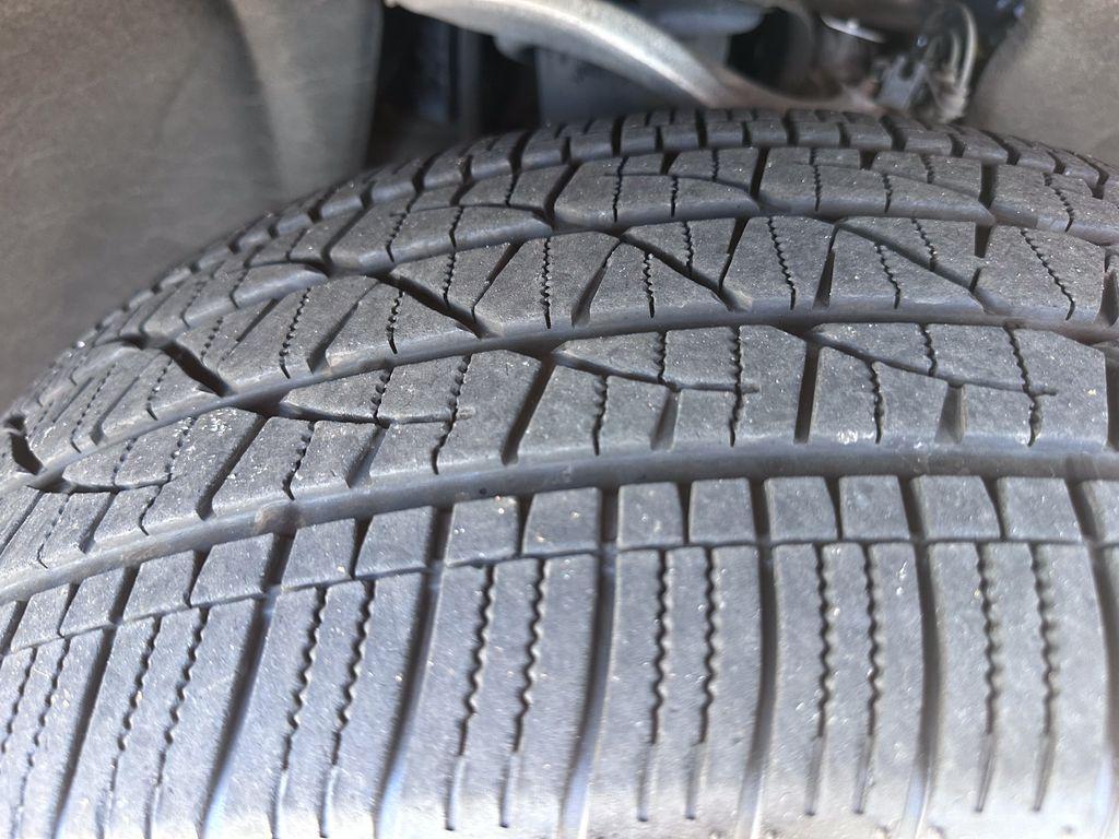 used 2022 GMC Yukon XL car, priced at $50,002