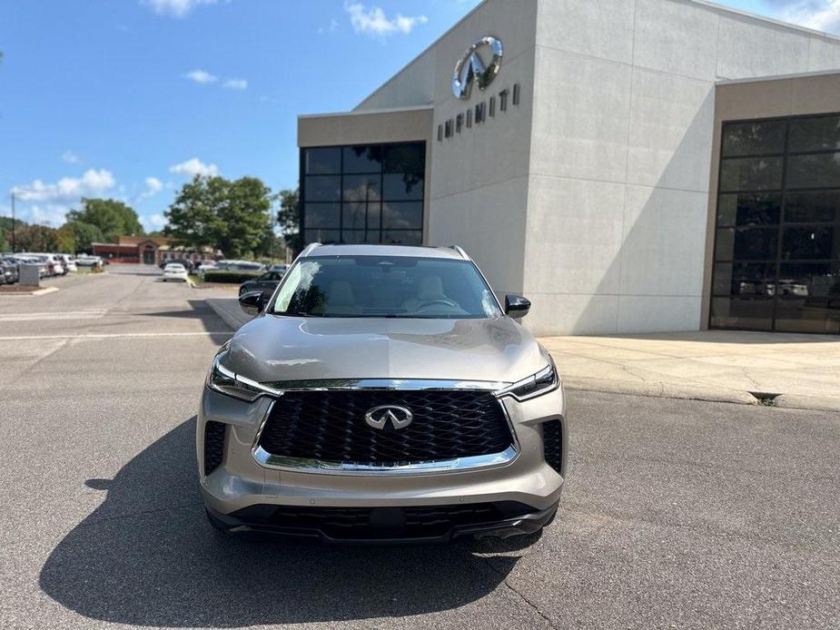 new 2025 INFINITI QX60 car, priced at $61,000