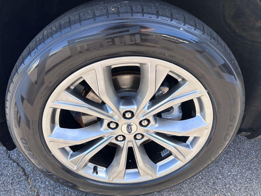 used 2021 Ford Explorer car, priced at $27,307