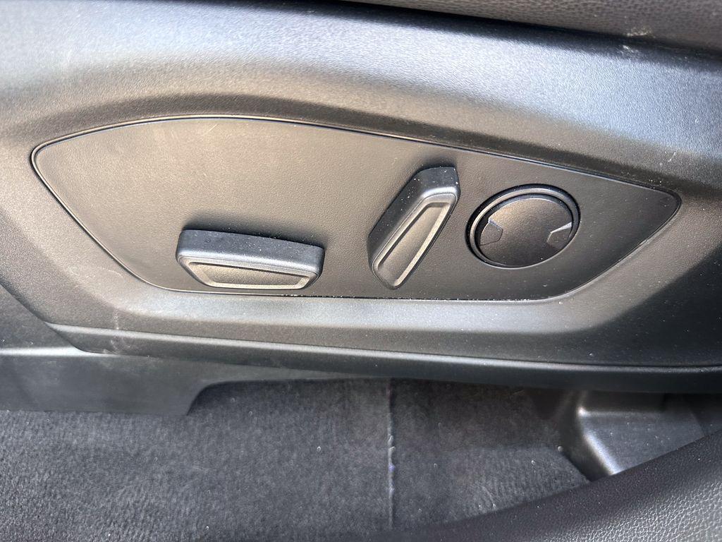 used 2021 Ford Explorer car, priced at $27,307