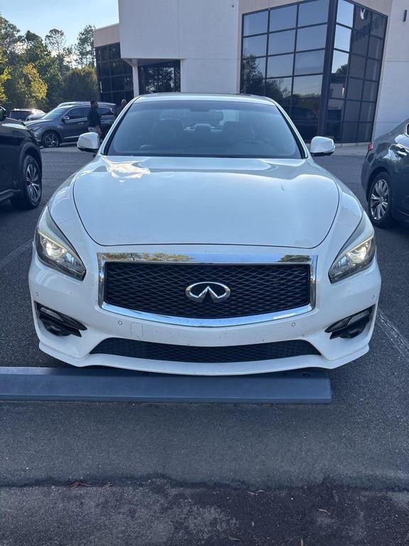 used 2015 INFINITI Q70 car, priced at $13,388