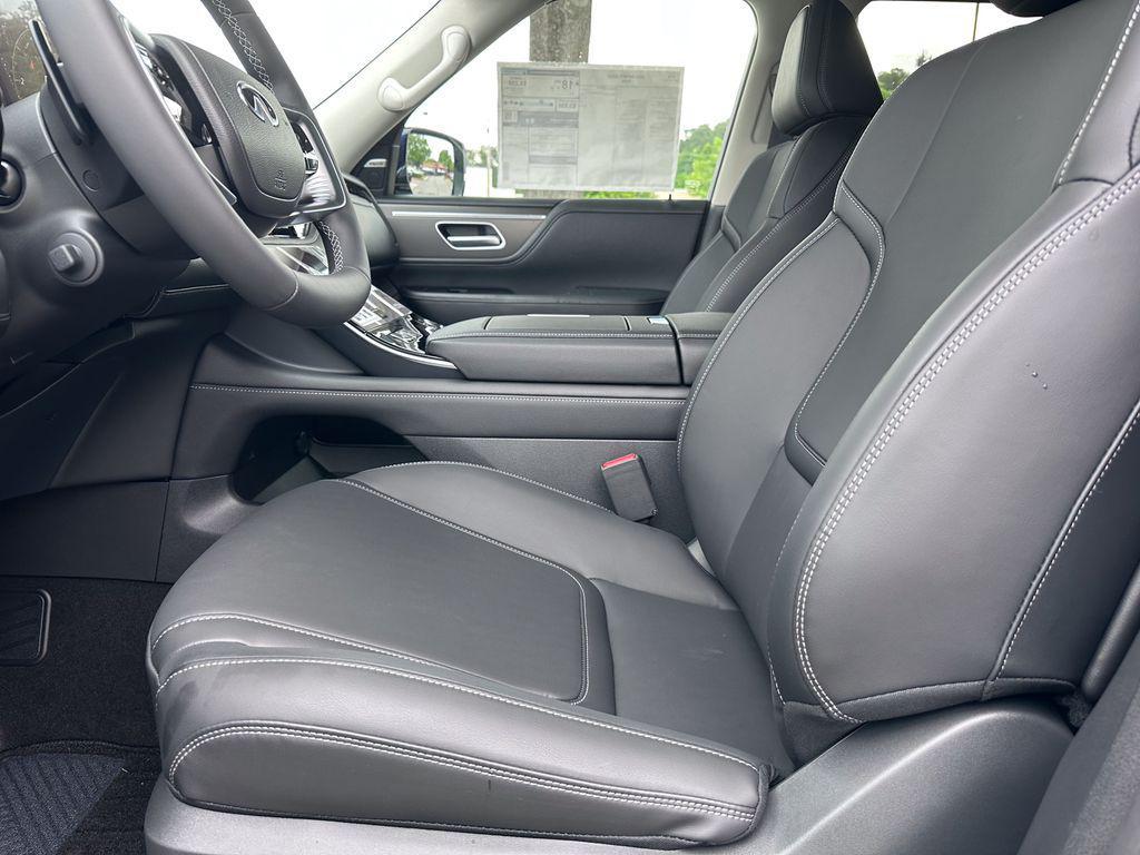 used 2025 INFINITI QX80 car, priced at $74,790