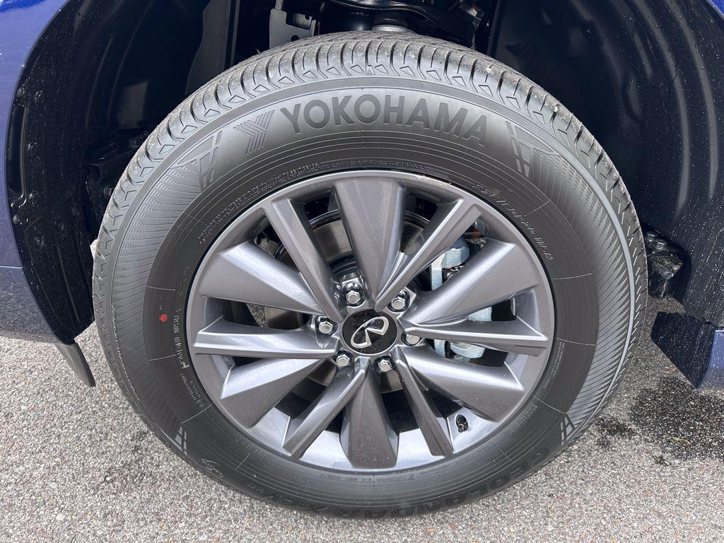 used 2025 INFINITI QX80 car, priced at $74,790