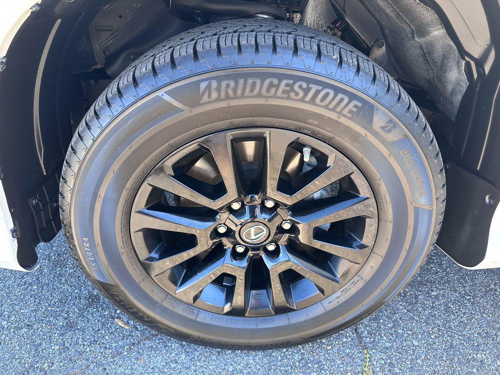 used 2022 Lexus GX 460 car, priced at $56,600