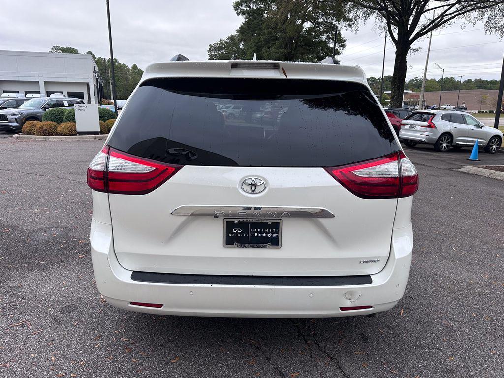 used 2019 Toyota Sienna car, priced at $24,432