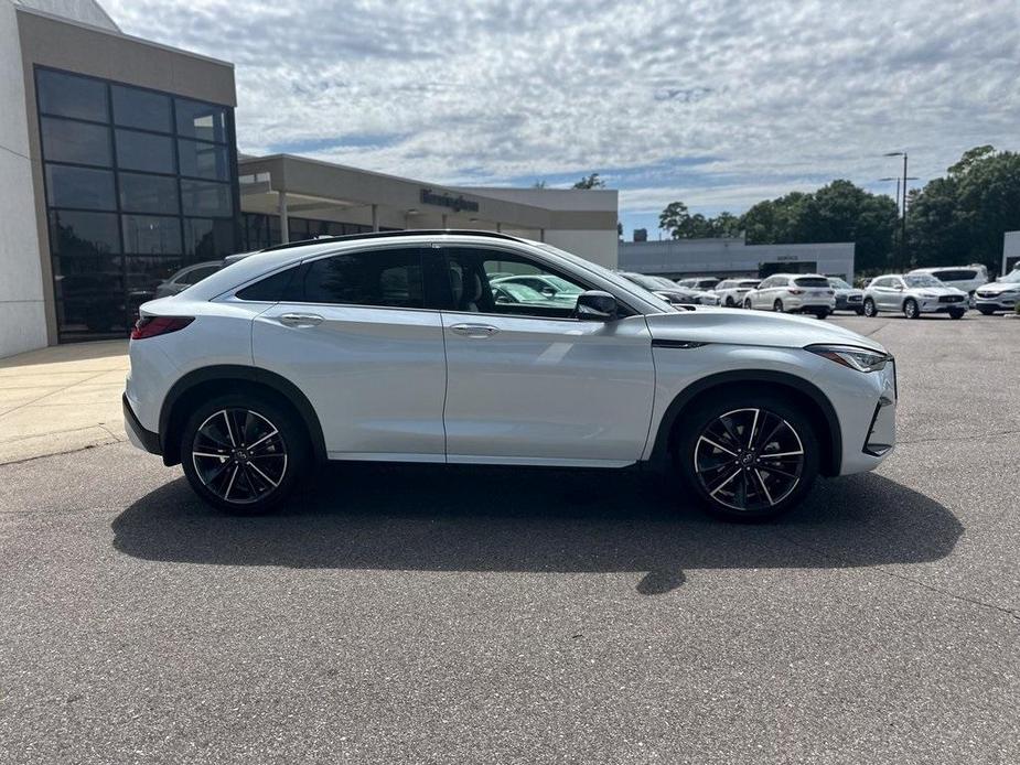 new 2025 INFINITI QX55 car, priced at $54,705