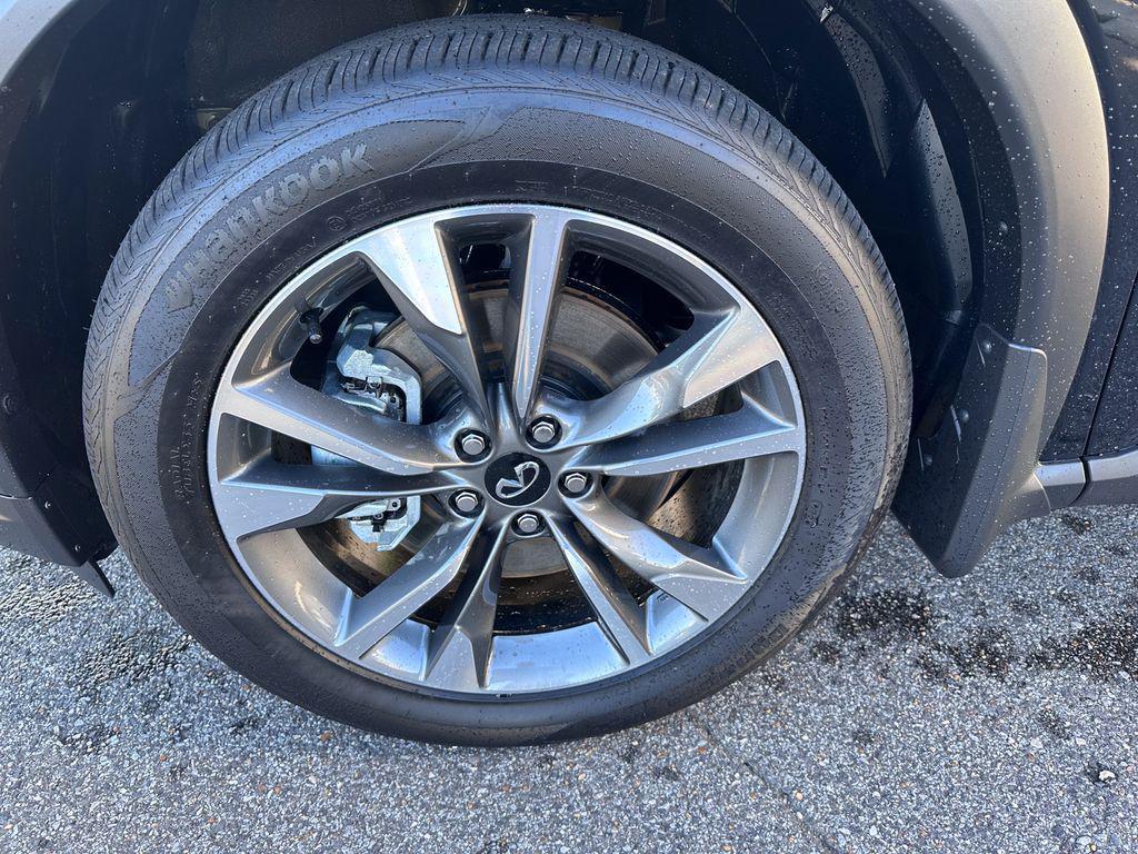 used 2025 INFINITI QX60 car, priced at $48,778