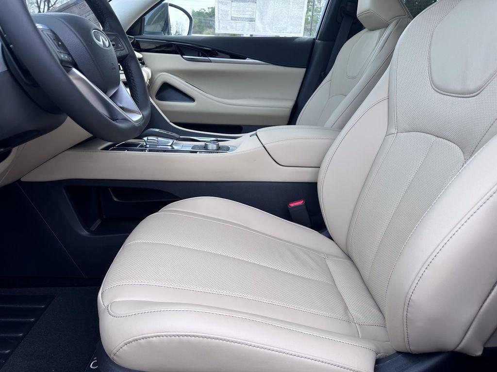 used 2025 INFINITI QX60 car, priced at $43,979
