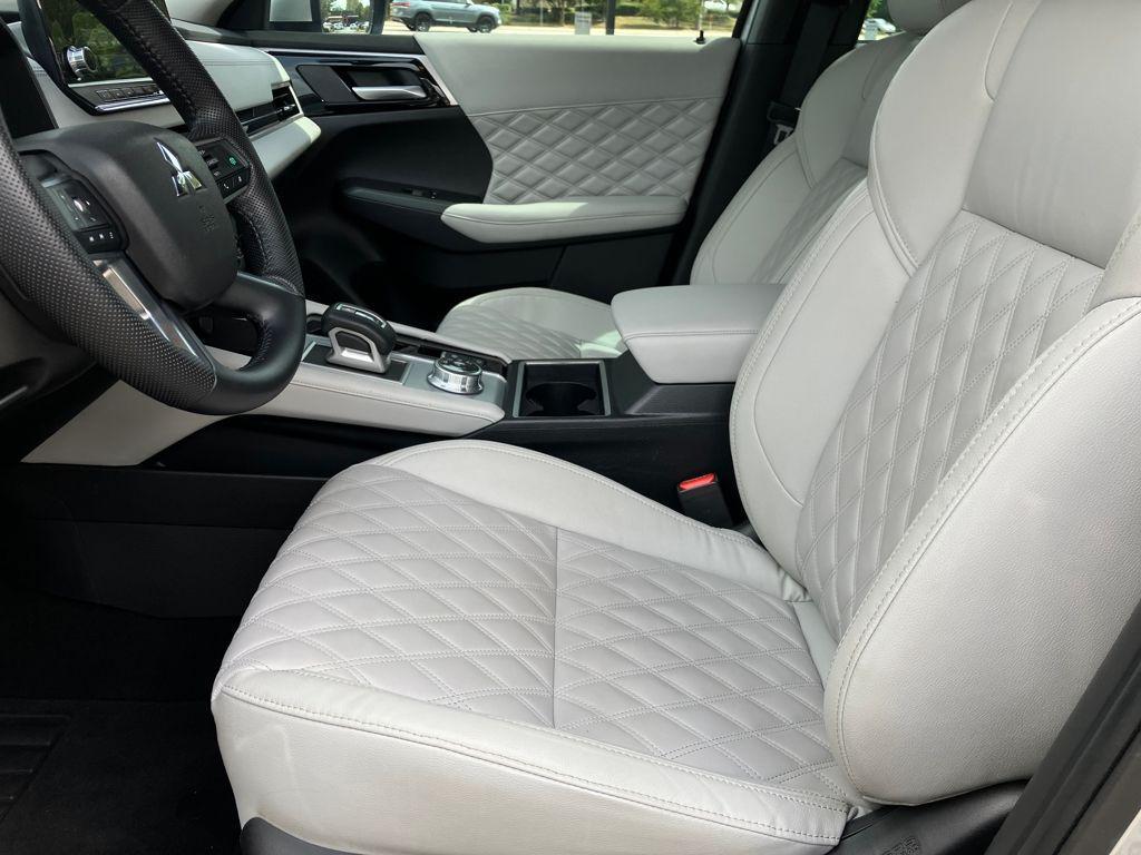 used 2023 Mitsubishi Outlander car, priced at $28,862