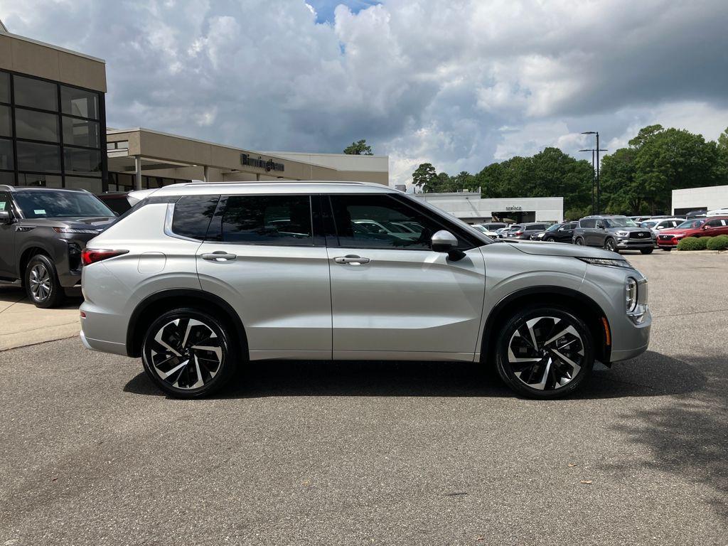 used 2023 Mitsubishi Outlander car, priced at $28,862