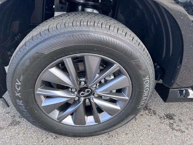 new 2025 INFINITI QX80 car, priced at $76,445