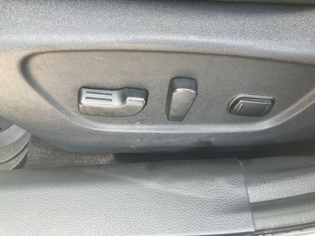 used 2017 Nissan Rogue car, priced at $9,733