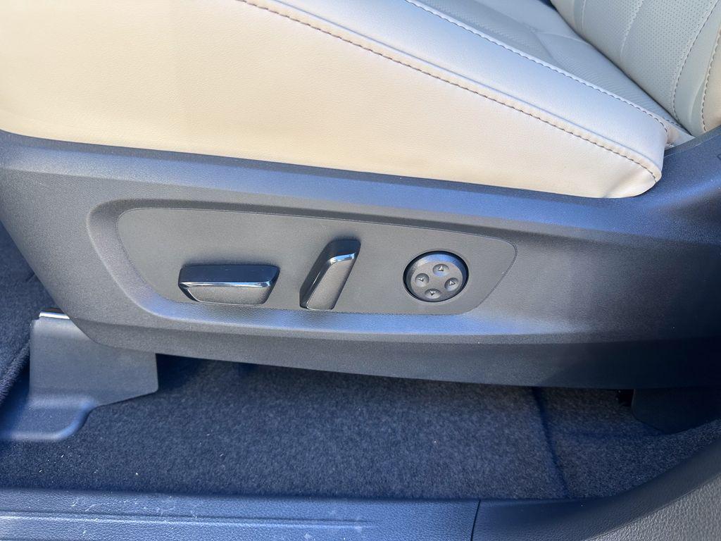 used 2025 INFINITI QX60 car, priced at $42,881