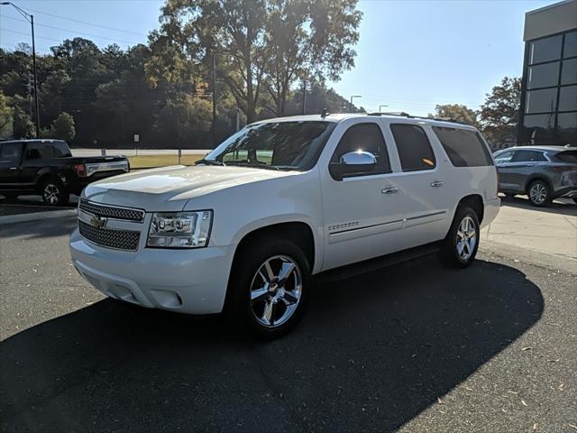 used 2014 Chevrolet Suburban car, priced at $19,875