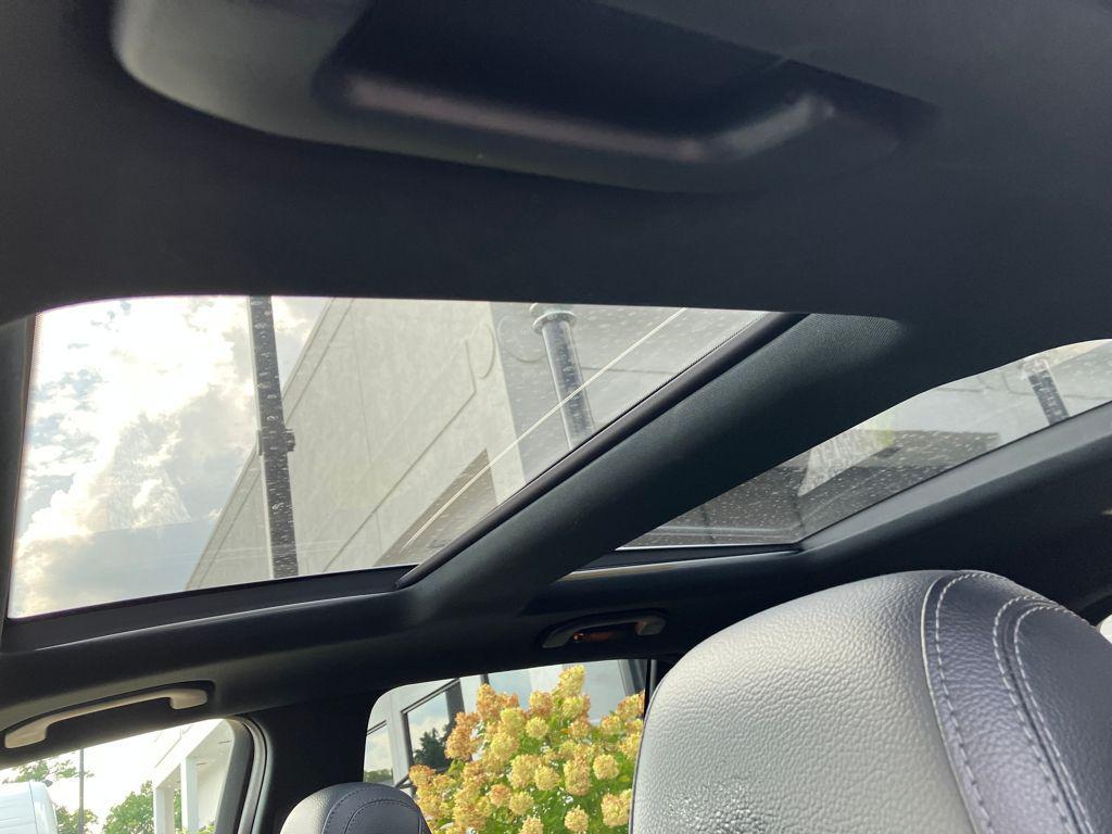 used 2019 Mercedes-Benz GLE 400 car, priced at $22,920