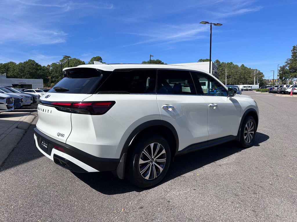 used 2025 INFINITI QX60 car, priced at $40,847