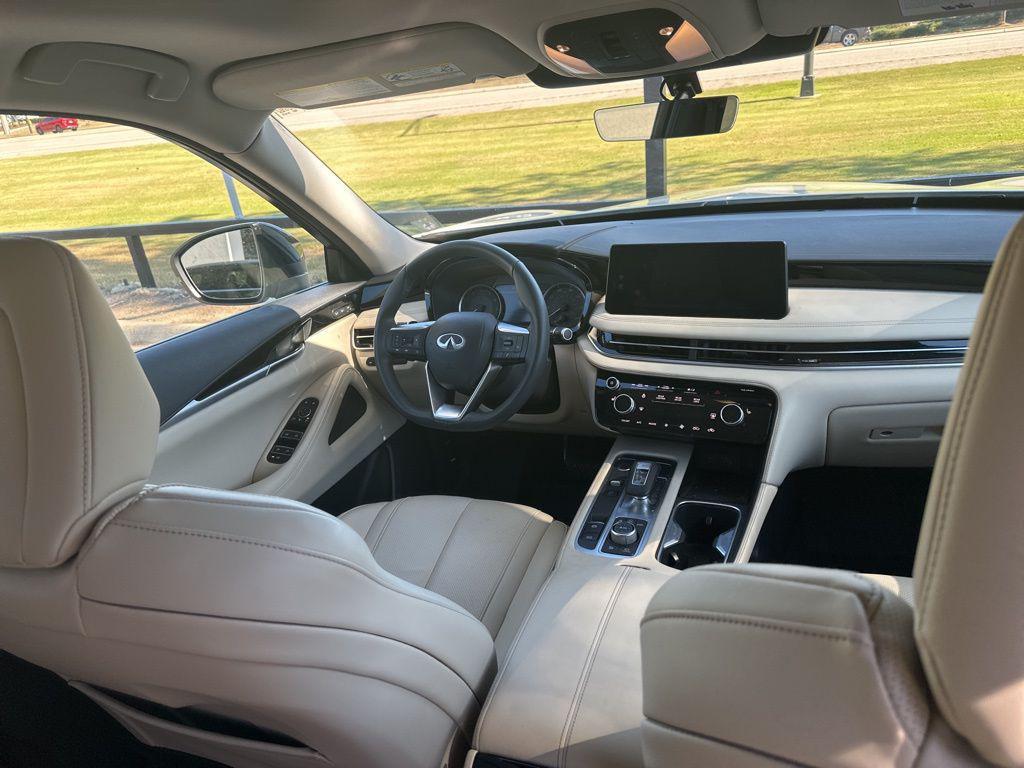 used 2025 INFINITI QX60 car, priced at $42,747
