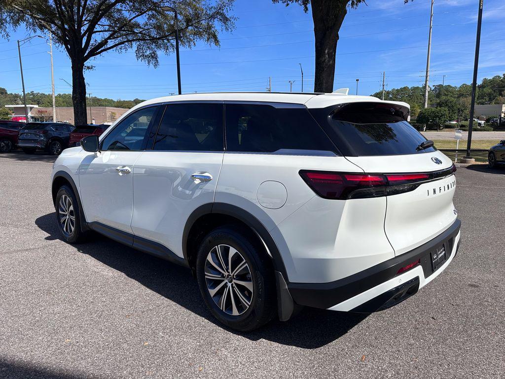 used 2025 INFINITI QX60 car, priced at $40,847