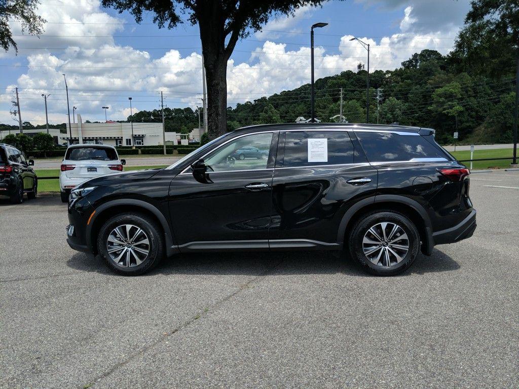 used 2025 INFINITI QX60 car, priced at $44,321