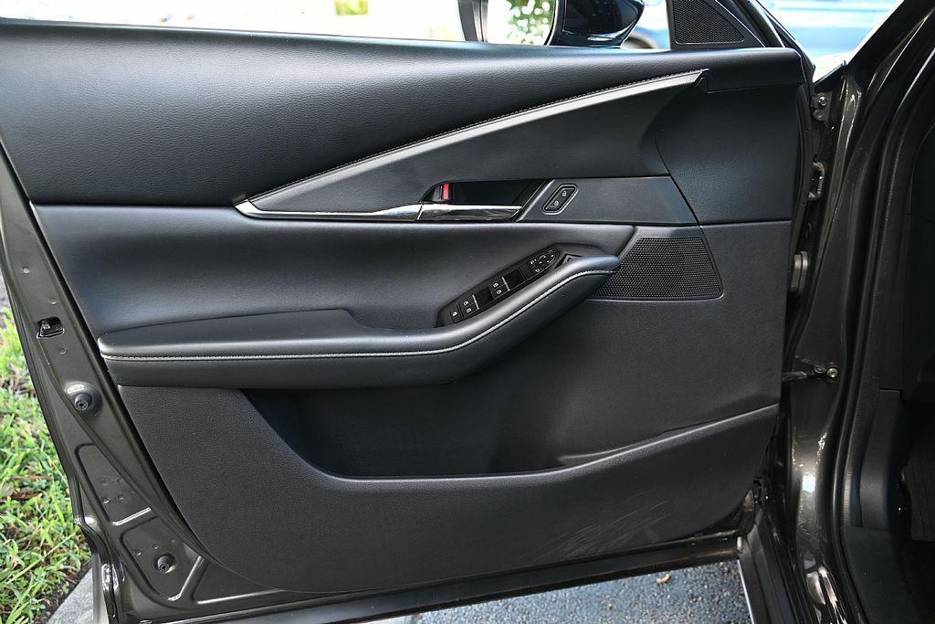 used 2022 Mazda CX-30 car, priced at $23,827