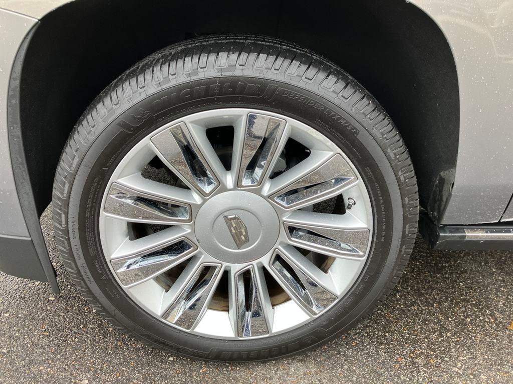 used 2019 Cadillac Escalade car, priced at $34,116