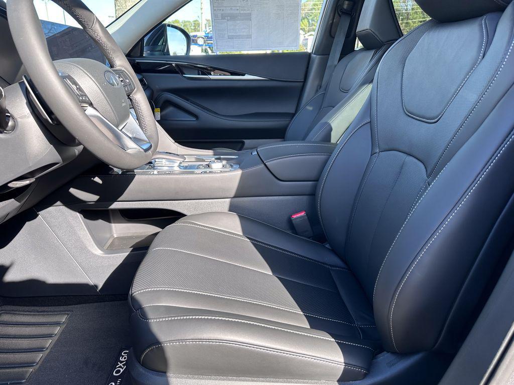 used 2025 INFINITI QX60 car, priced at $42,872